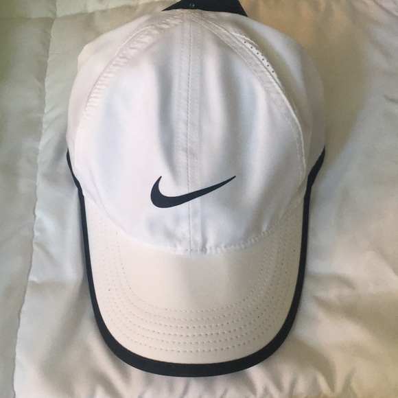 Nike Accessories - Nike Hat